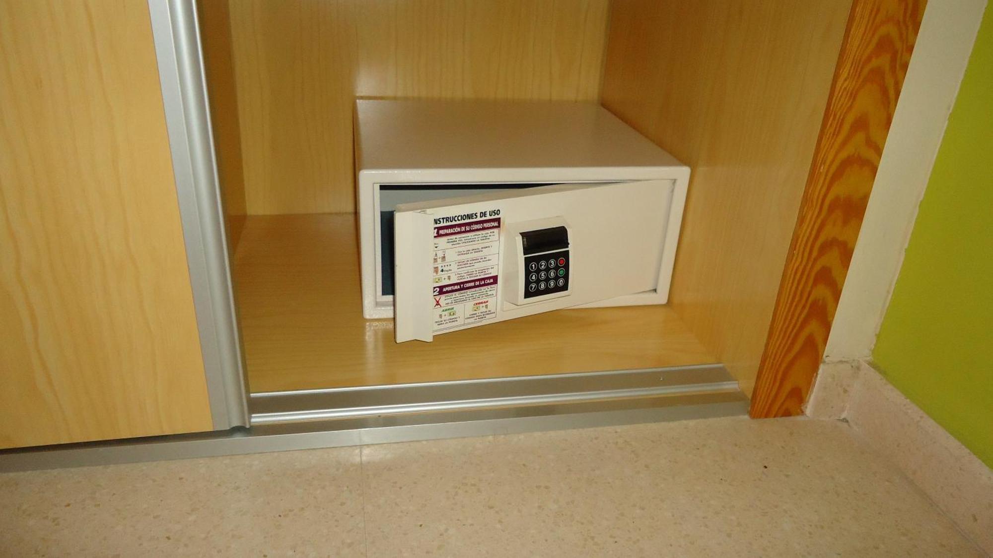 Apartamentos Europa House Sun Beach Guardamar del Segura Ruang foto